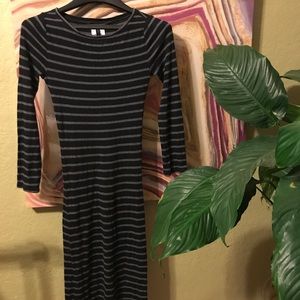 BCBG MaxAzria black/grey fitted sweater dress (S)